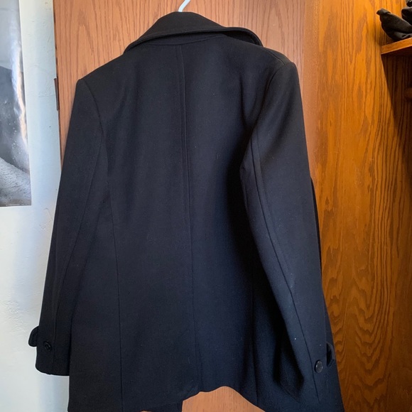 H&M men’s black pea coat size 34r fits a S/M - Picture 3 of 3